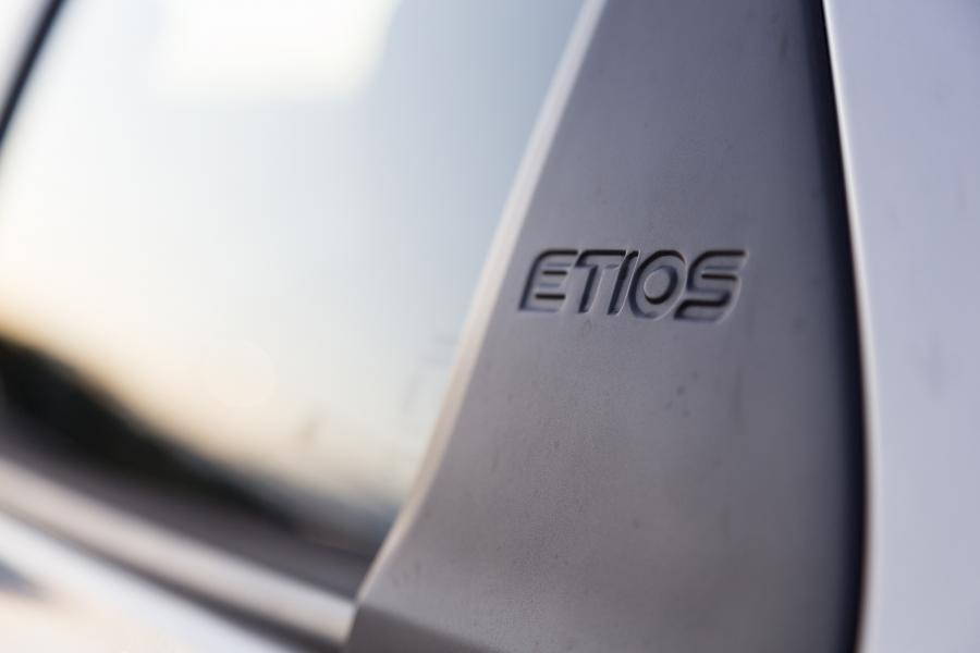 Колеса Toyota Etios Sedan Sprint 2017 года  (ZA) (фото 2 из 40)